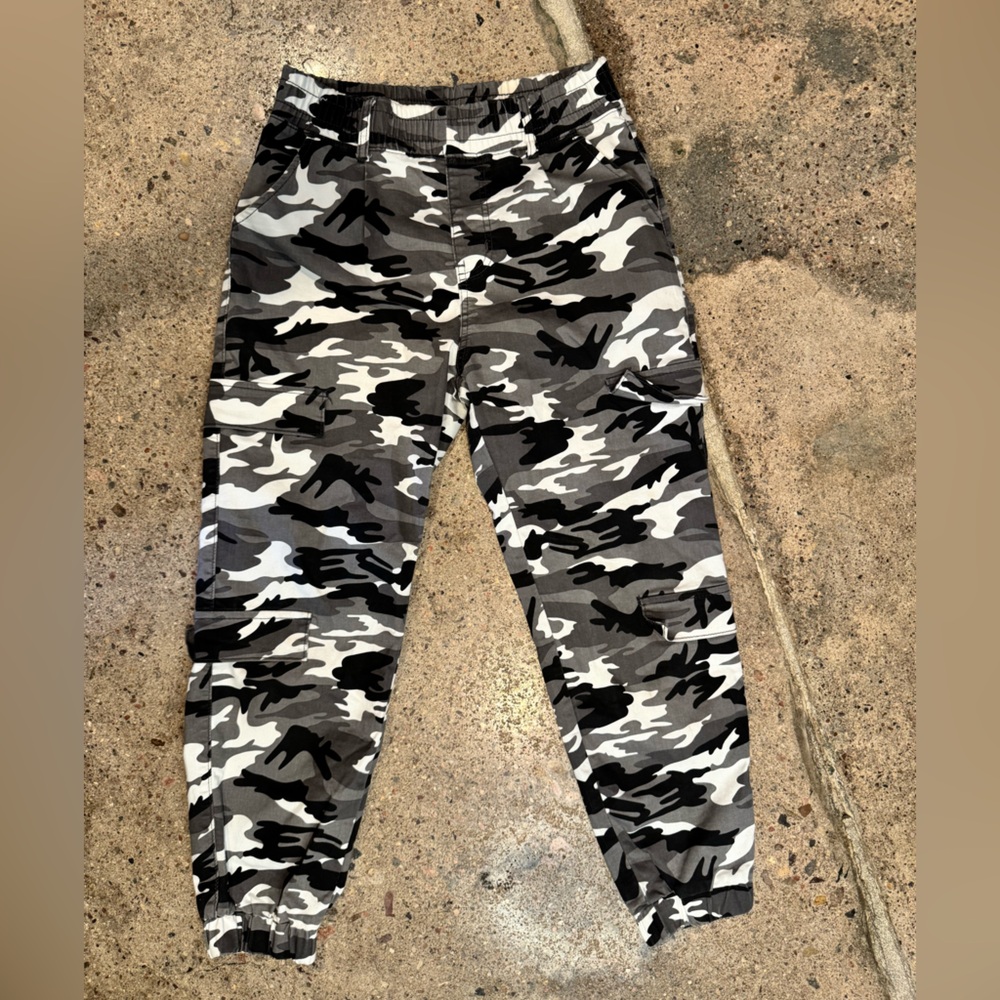 Vintage Y2K Grey Camo Cargo Jogger Pants Size 9/29 Streetwear
